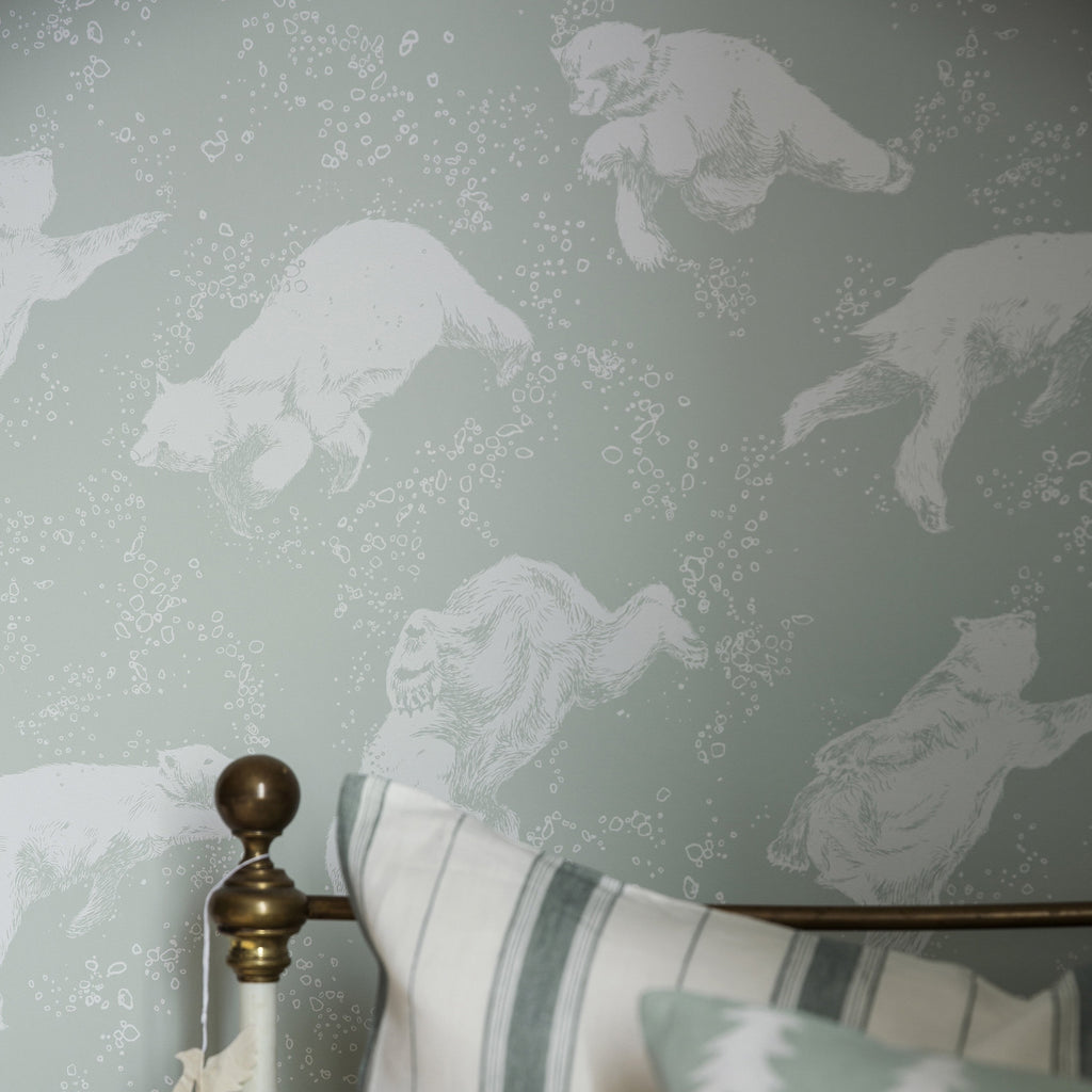 Polar bear in mint wallpaper